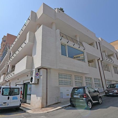 Casa Roberta Bed & Breakfast โมโนโปลี ภายนอก รูปภาพ