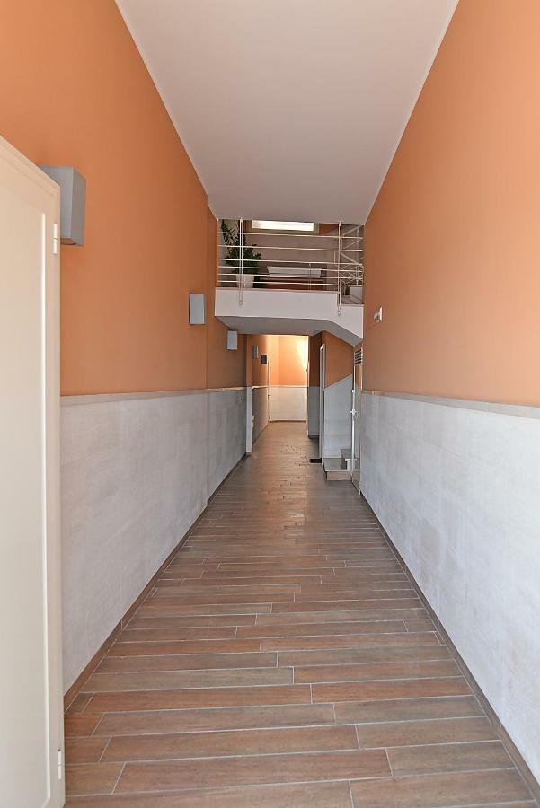 Casa Roberta Bed & Breakfast โมโนโปลี ภายนอก รูปภาพ