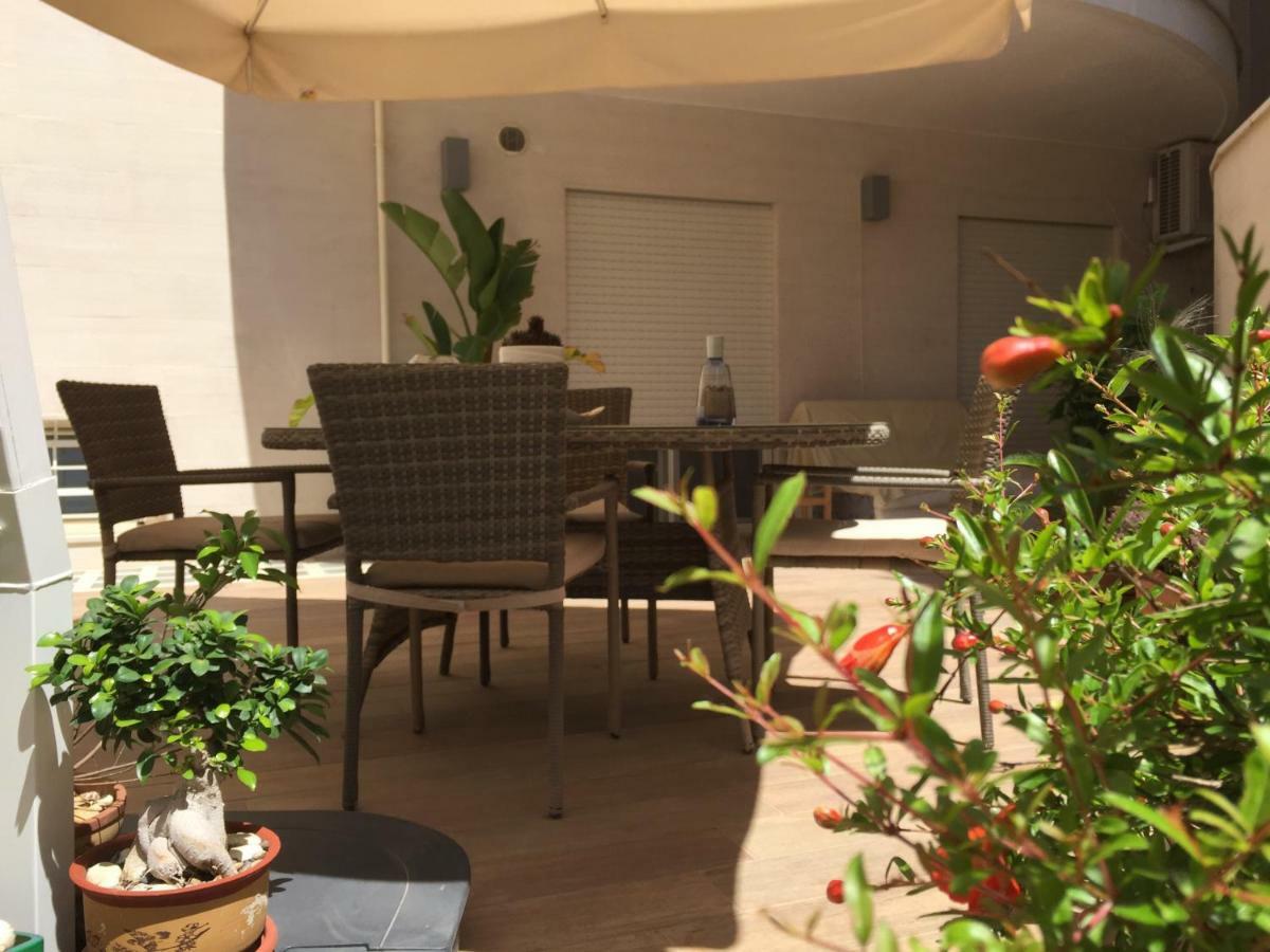 Casa Roberta Bed & Breakfast โมโนโปลี ภายนอก รูปภาพ